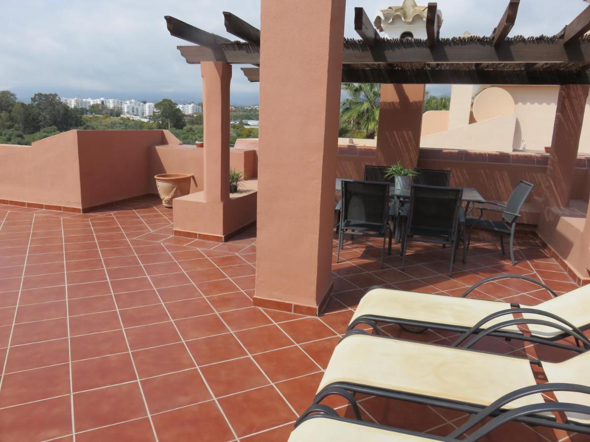 Beachside Apartment Estepona Luaran gambar