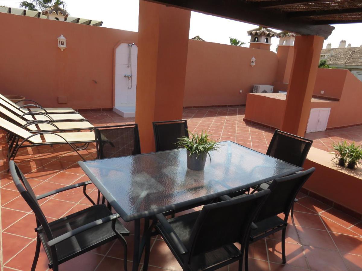 Beachside Apartment Estepona Luaran gambar