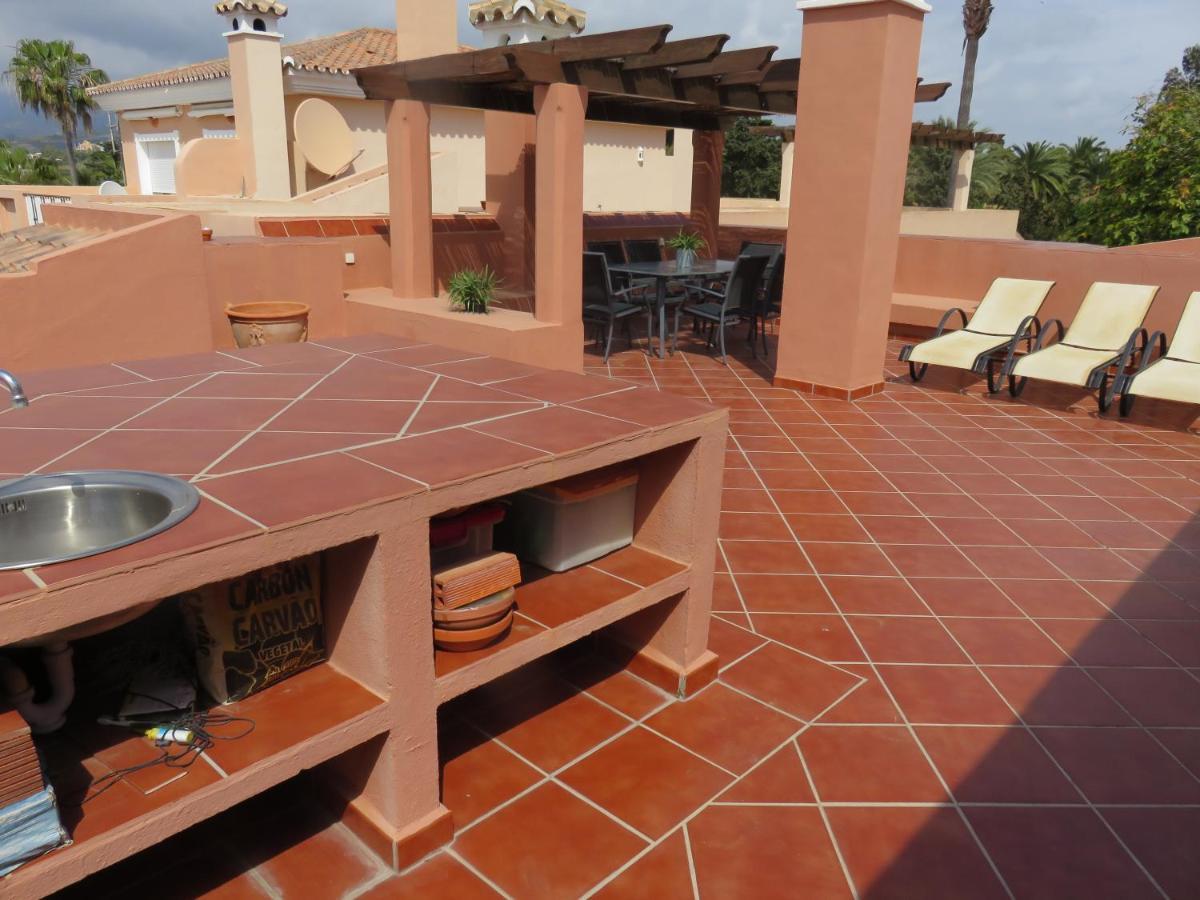 Beachside Apartment Estepona Luaran gambar